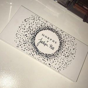 Jaclyn Hill eyeshadow palette